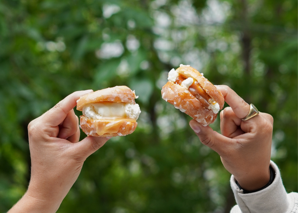 Glazed caramel doughnuts